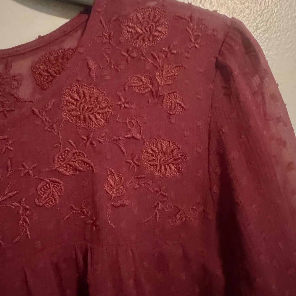 Abercrombie & Fitch Maroon Swiss Dot Sheer sleeve embroidered short dress PS